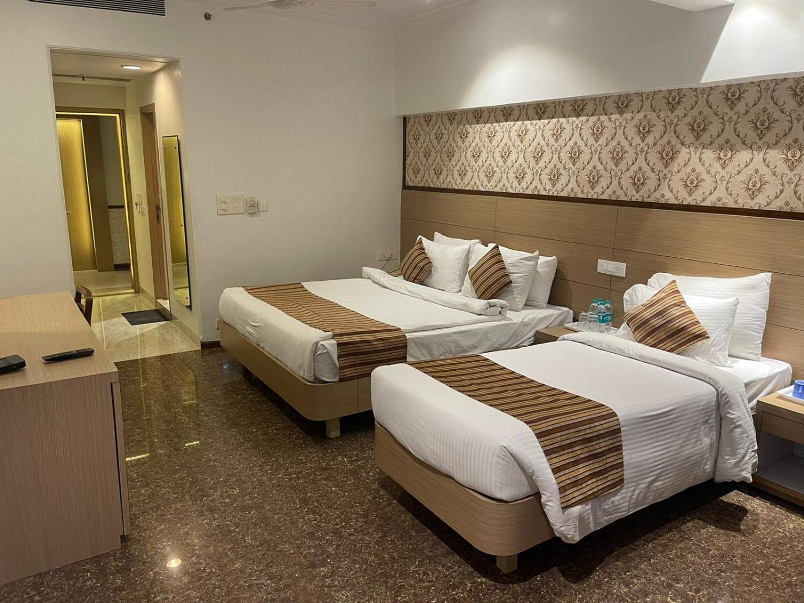 Hotel Amer Green'S Bhopal Ngoại thất bức ảnh