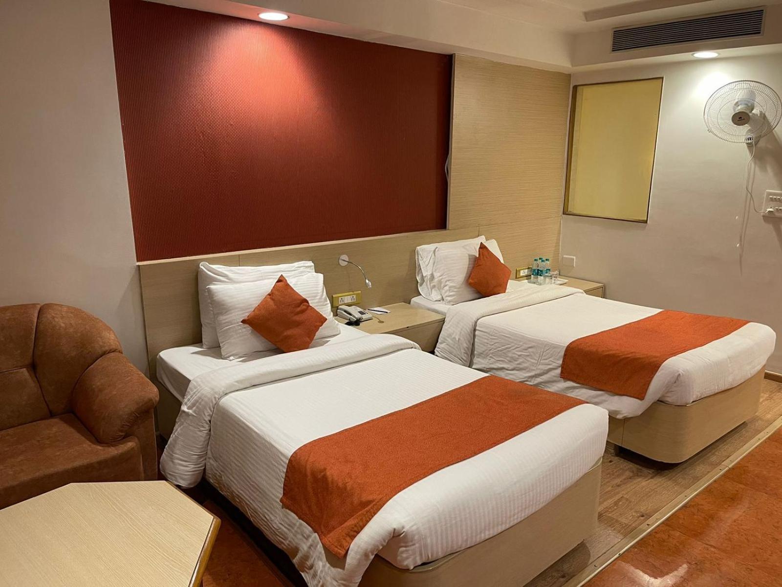 Hotel Amer Green'S Bhopal Ngoại thất bức ảnh