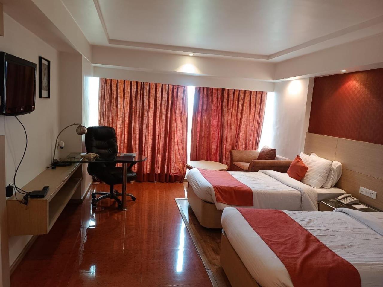 Hotel Amer Green'S Bhopal Ngoại thất bức ảnh